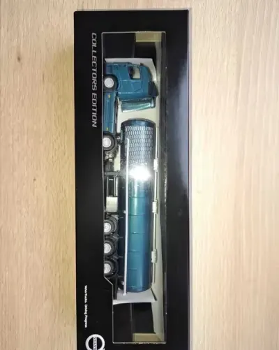 Volvo FM Tematoys 1:87 — praca Radek, Łódź