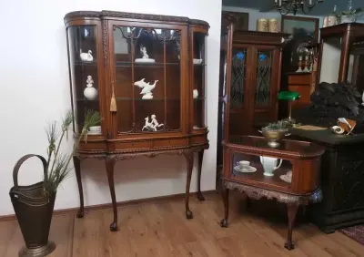 Witryna serwantka  Chippendale   gięte szyby antyk 964/2026 — praca Jakub, Szczecin