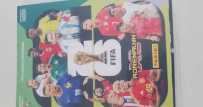 Word Cap 2026 Panini Adrenalyn — praca Tomasz, Warszawa