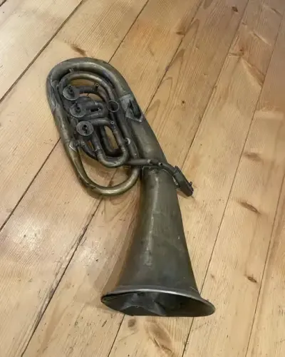 Zabytkowy baryton V. F. Červený Königgrätz ok. 1900 r. – antyk, instrument dęty — praca Wiktor Juszczyk, Kraków