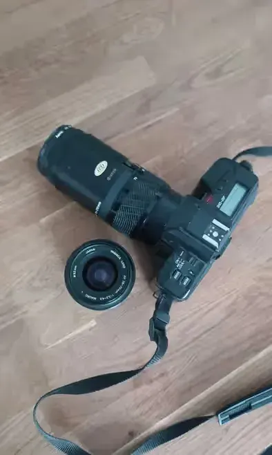 Zestaw Apart Kyocera i 2 obiektywy Yeshica — praca Ada, Warszawa