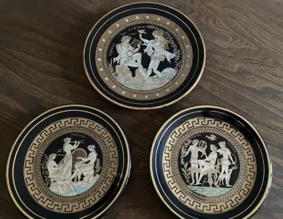 Zestaw greckich ozdobnych talerzy ceramicznych 24k gold — praca Baśka od Staśka, Wrocław