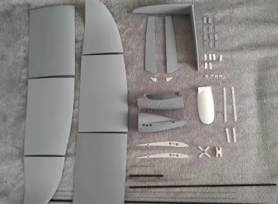Zestaw motoszybowca RC Rise nano (druk 3D) — praca Konrad, Warszawa