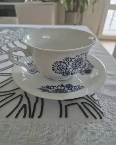 Zestaw porcelany Karolina, lata 80 — praca Htcs, Warszawa
