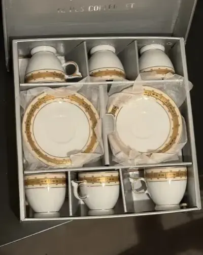 Zestaw porcelany made in Japan - filiżanki i podstawki — praca Michał, Gdańsk