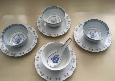 Zestaw z porcelany chińskiej — praca Jacek, Kraków