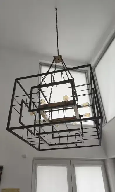Żyrandol duży loft metalowy dąb antresola — praca Michał, Warszawa