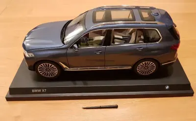 BMW X7 1:18 Kyosho Dealer Edition indyvidual — praca Paweł N., Katowice