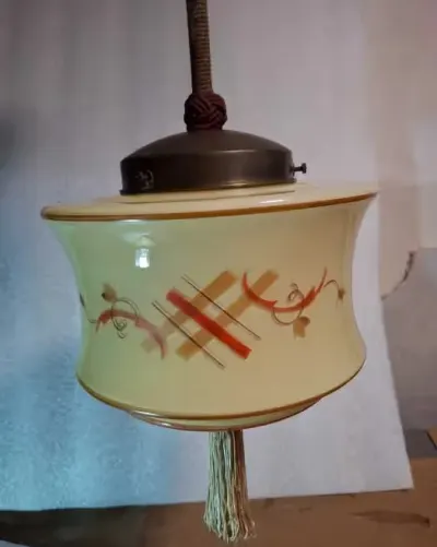Lampa Art Deco wisząca — praca Robert N., Wrocław