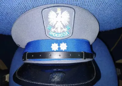 POLICJA czapka służbowa garnizonowa policja stary wzór - rozmiar 58 — praca Artur, Wrocław