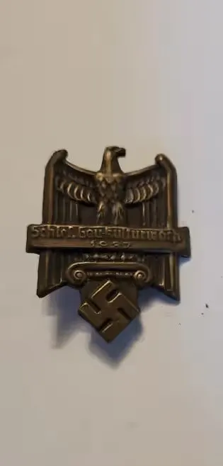 Przedwojenna odznaka, zawieszka hitlerowska 1937 — praca Grzegorz, Katowice