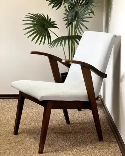 Sprzedam fotel PRL typ 300-137b — praca Magda, Wrocław