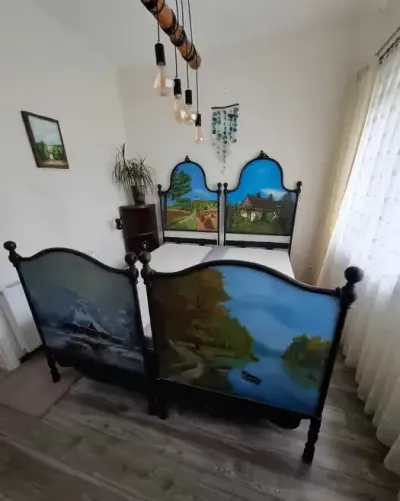Antyczne łóżka po renowacji, obrazy cztery pory roku, unikat — praca Joanna, Lipno