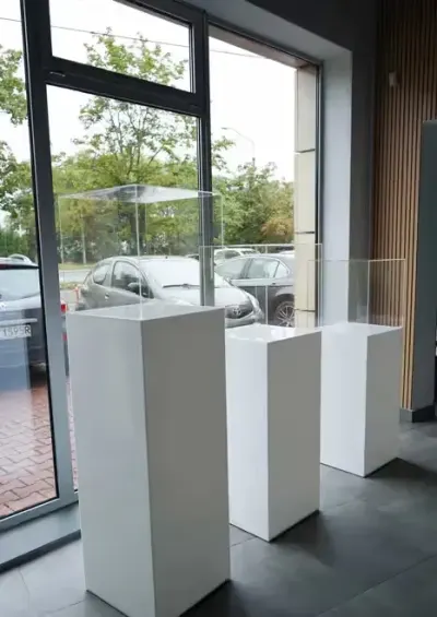 Gablota podświetlana do prezentacji produktów 4 sztuki — praca Michał, Grójec