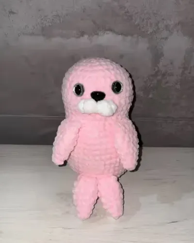 Handmade różowa foczka — praca Martyna Rybitwa, Polkowice