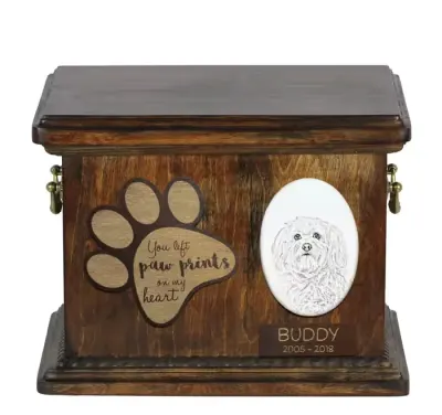 Hawańczyk urna z płytką ceramiczną Art-Dog — praca Krzysztof Liszka, Żary
