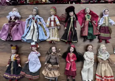 Lalki porcelanowe Deagostini - cena za sztukę- stroje ludowe świata — praca Agnieszka, Warszawa