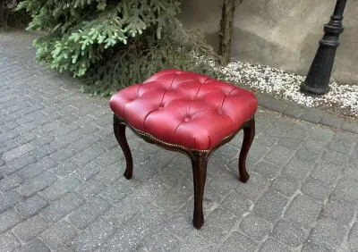 Stylowa Pufa Taboret Ludwikowski Hoker Fotel cbKrzesło Ludwikowski Podnóżek Ludwik Po Renowacji — praca Elżbieta, Czacz