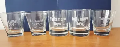 Szklanki kolekcjonerskie Tullamore Dew 5 sztuk nowe — praca Hanna, Olsztyn