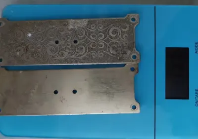 Zestaw antycznych szyldów mosiężnych – secesja, finger plate, 2 szt. — praca łysy, Świnoujście