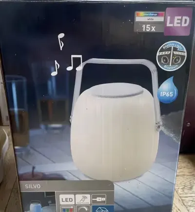 Lampa LED głośnik SILVO — praca Dawid, Imielin