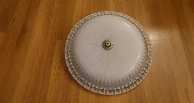 Lampa plastikowa-wisząca lub boczna — praca Anna, Chodzież