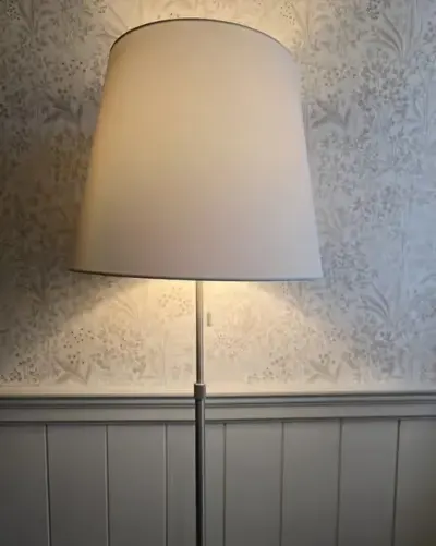 Lampa stojąca podłogowa Ikea Nyfros sklep 299 stan bdb — praca Agnieszka, Poznań