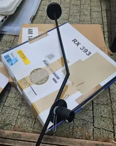 Lampa sufitowa czarna — praca Beze, Gdynia