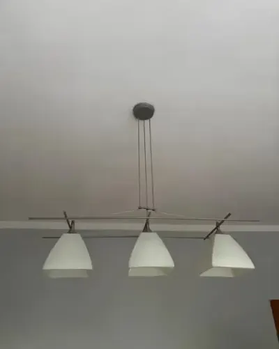 Lampa sufitowa na 3 żarówki, żyrandol — praca Małgorzata, Poznań