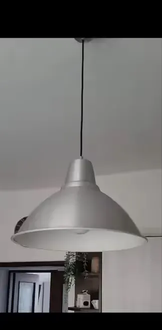 Lampa sufitowa srebrna — praca maluma, Siemianowice Śląskie