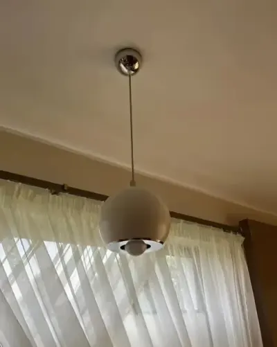 Lampa wisząca pojedyńcza — praca Anna, Rozalin