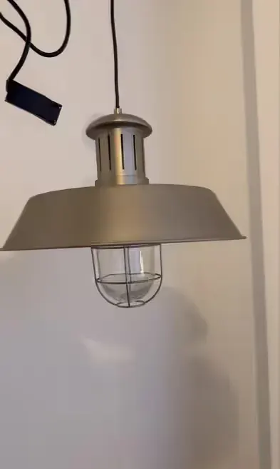 Lampa wisząca sufitowa — praca rzeczyzkomodu, Stare Babice