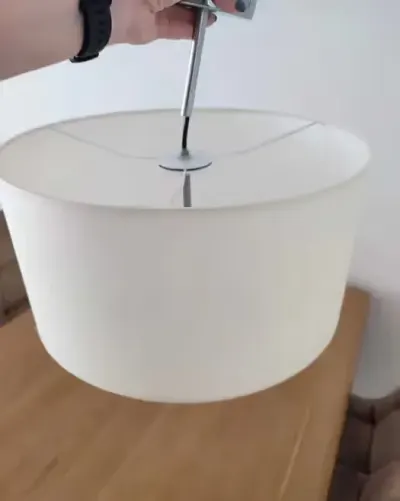 Lampa wisząca z abażurem, kremowa lub czarna — praca Małgorzata, Lublin