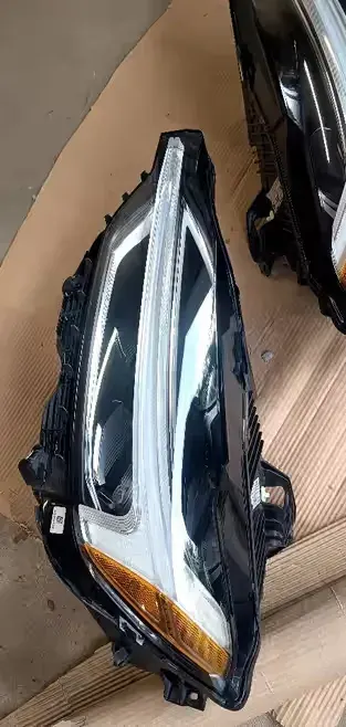 Lampy Full LED Volvo XC60 II — praca Błażej, Tartak Brzózki