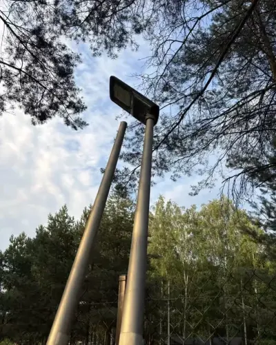 Latarnia - 2 slupy i 1 lampa — praca Agnieszka, Podgać