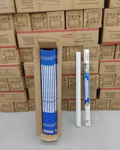 !!! MEGA PRZECENA !!! natynkowa lampa led do garażu warsztatu itp — praca Piotr, Szczytno