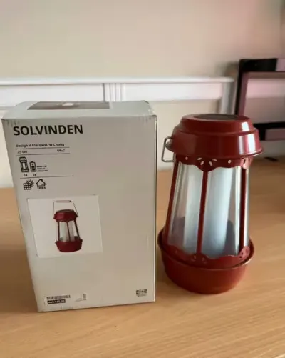 Solvinden lampa słoneczna solarna — praca Kuba, Warszawa