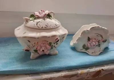 Polska porcelana - szkatułka, puzderko ,serwetnik -komplet — praca Marek, Przemyśl